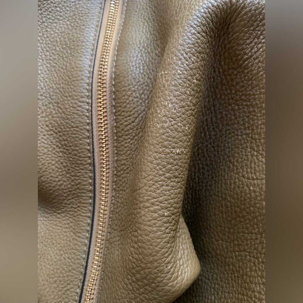 Rebecca Minkoff Julian leather Backpack in Military, brass hardware - Picture 13 of 17